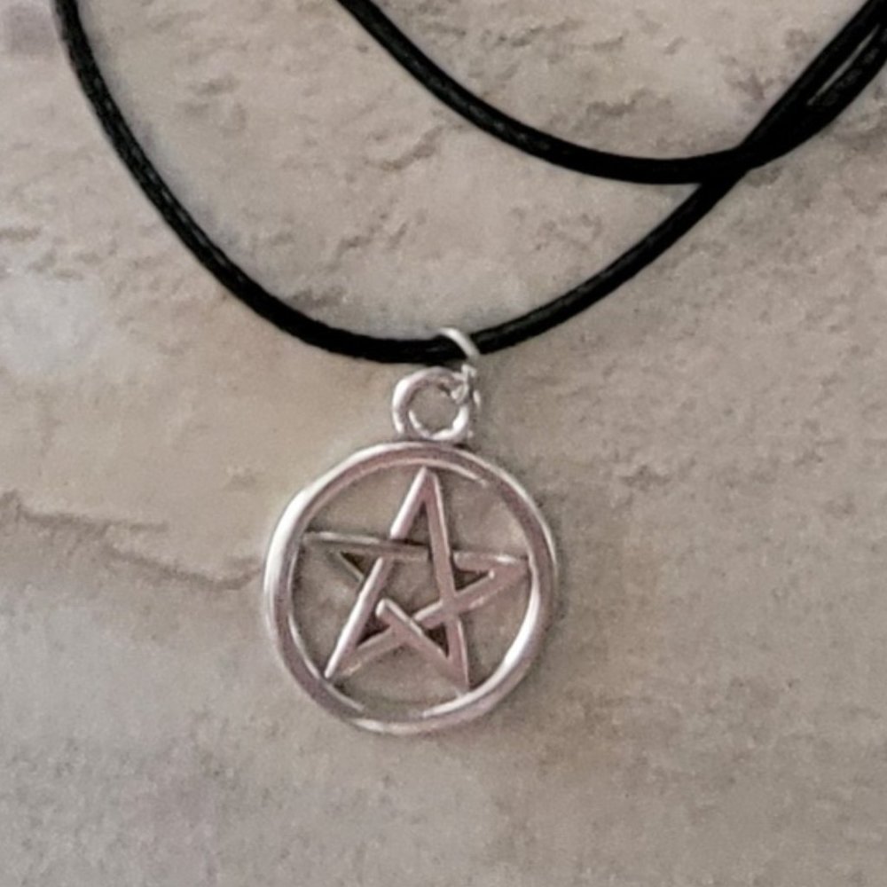 Silvertone Pentagram NWT